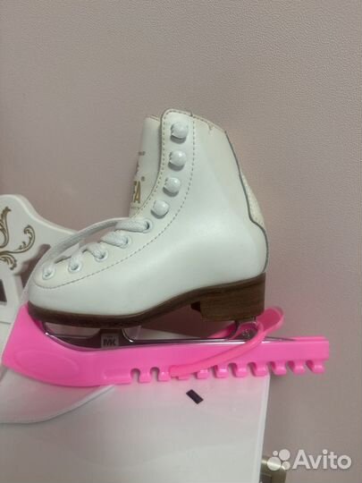 Фигурные коньки wifa EU24