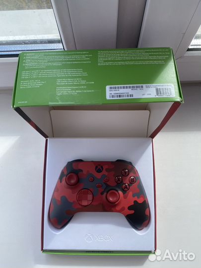 Новый Геймпад Xbox красный камуфляж daystrike