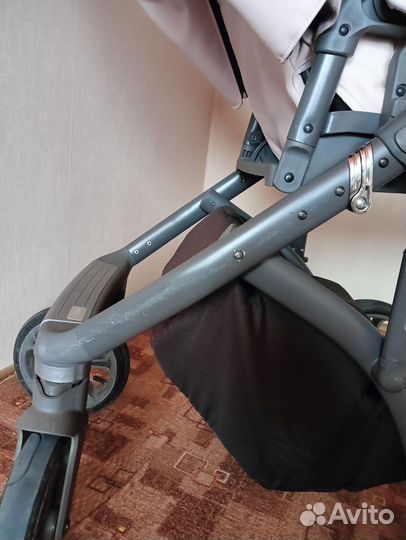 Коляска 2 в 1 Roan Bass Soft