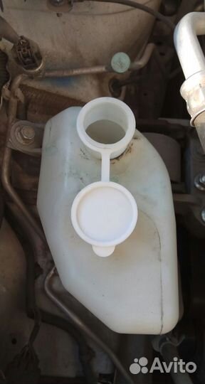 Крышка бачка антифриза Mitsubishi asx