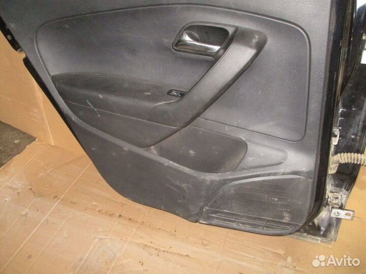 Обшивка двери задней левой VW Polo Sedan