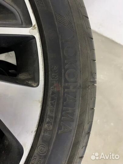 R19 Yokohama Advan dB V552 245/45, PCD 5x114.3 DIA 67