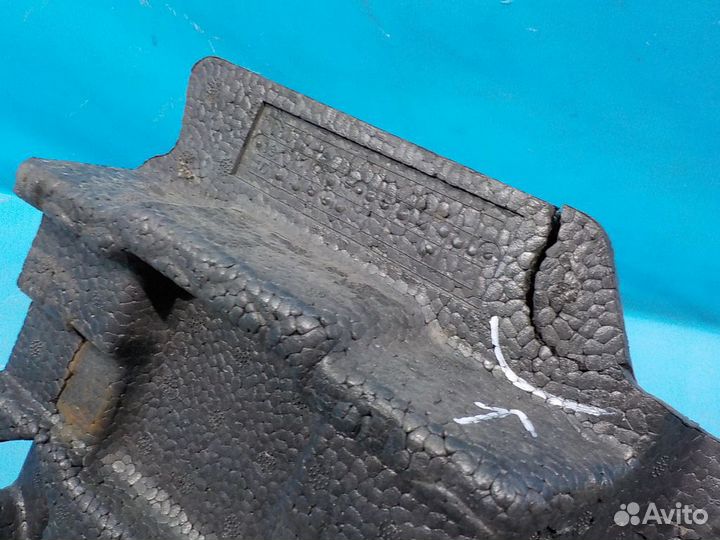 Абсорбер переднего бампера центральный KIA Ceed (E