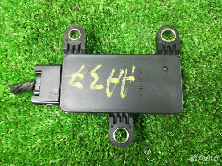 Датчик угла поворота руля Hyundai i40 956902T250,B