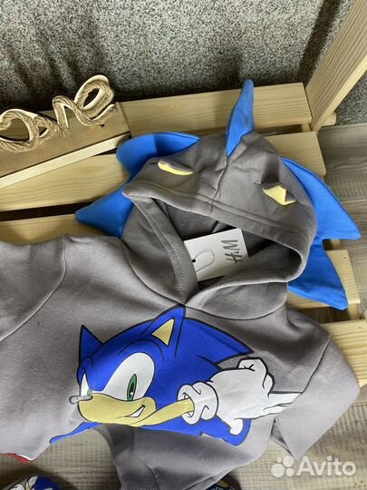 Костюм на мальчика H&M 110