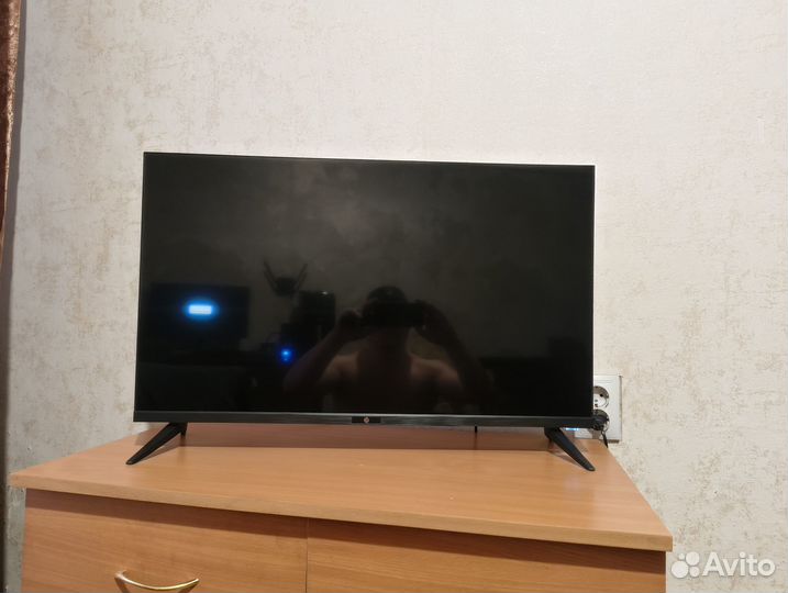 Телевизор HI vhix-32F219MSY