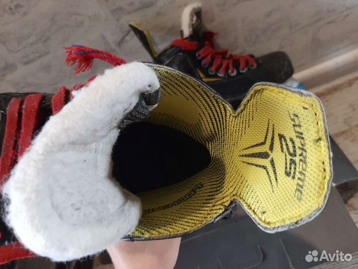 Хоккейные коньки bauer