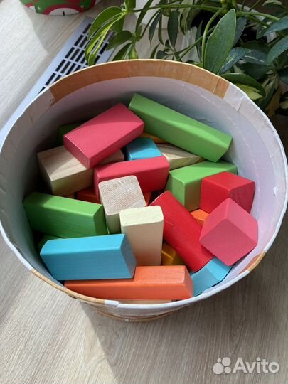 Развивающие деревянные игрушки кубики