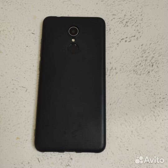 Xiaomi Redmi 5, 3/32 ГБ