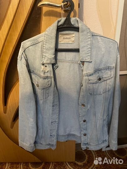 Джинсовка женская Stradivarius