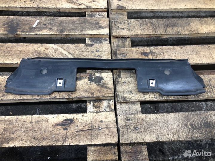 Воздухозаборник передний Bmw 6 E63 N62B48