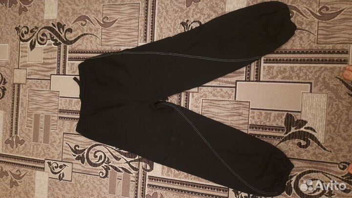 Спортивные штаны