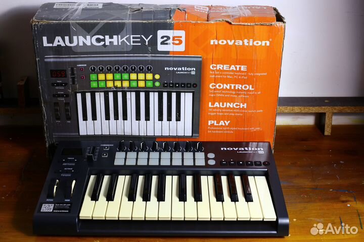 Novation Launchkey 25