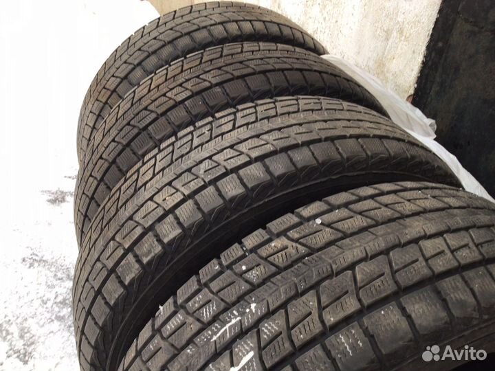 Dunlop Winter Maxx SJ8 235/65 R17 108