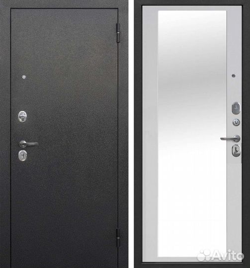 Дверь входная с зеркалом