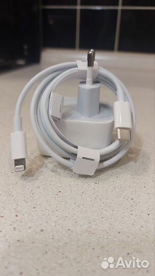 Зарядка для iPhone 35W