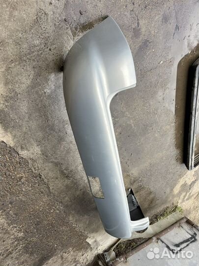 Бампер задний Volkswagen Sharan