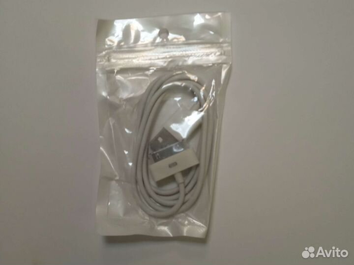 Кабель для 4 iPhone