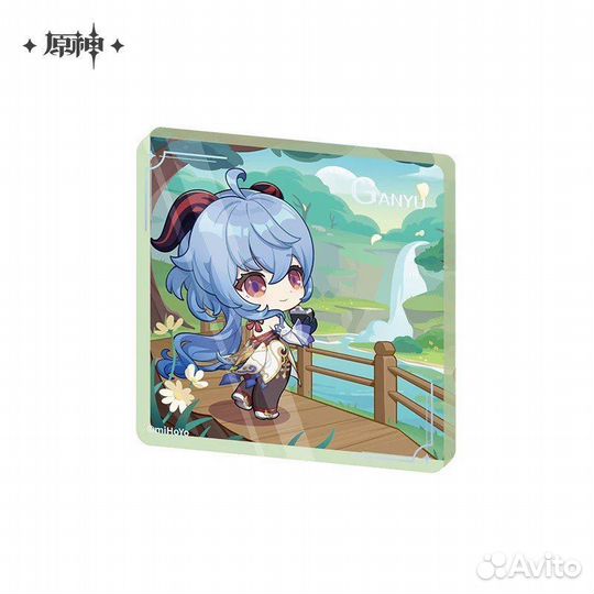 Акриловый орнамент с чиби персонажами