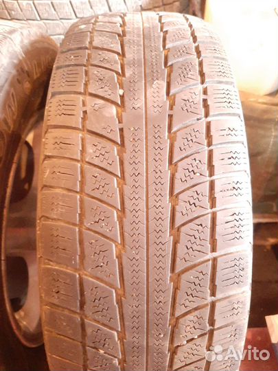 Triangle TR777 205/70 R15