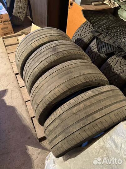 Michelin Pilot Sport 4 255/45 R20