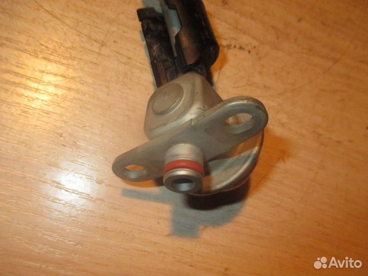 Регулятор давления топлива