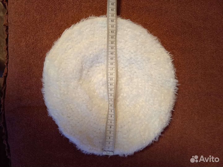 Берет женский вязаный