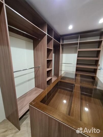 Торговые стеллажи для магазина