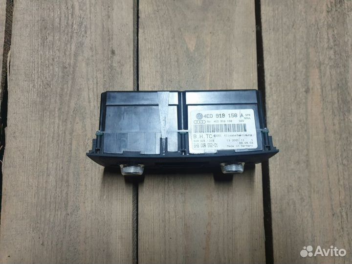 Блок управления климатом задний Audi A8 D3