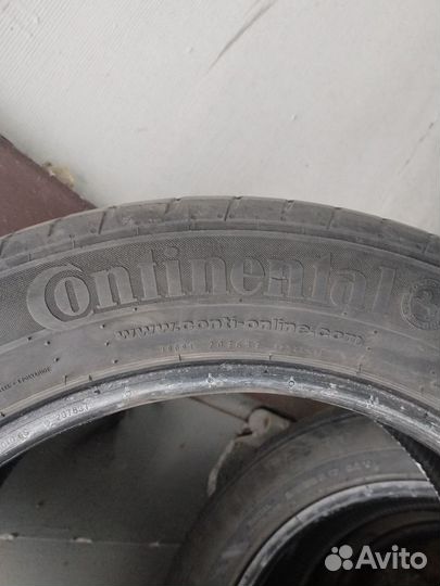 Continental ContiPremiumContact 2 215/55 R17 94V