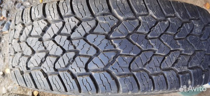 Kumho Road Venture SAT KL61 235/70 R16