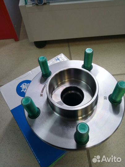 Форд Фокус 2 ступицы перед и зад