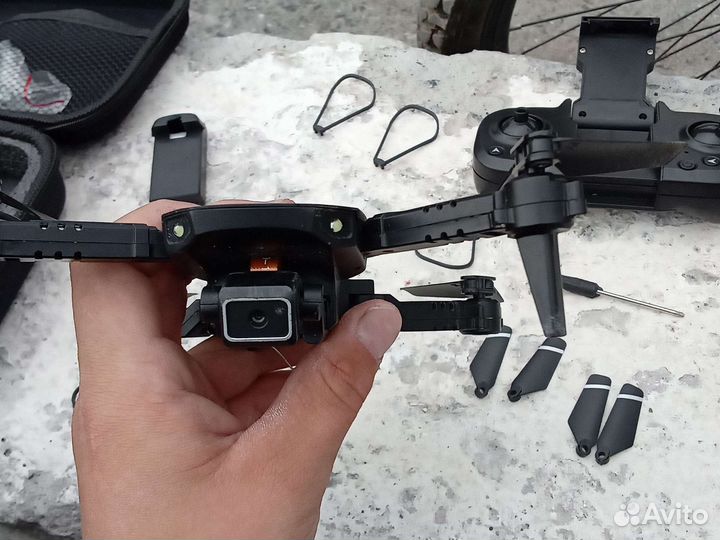 Квадрокоптер дрон с камерой