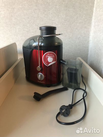 Соковыжималка электрическая Scarlett SC-JE50S15