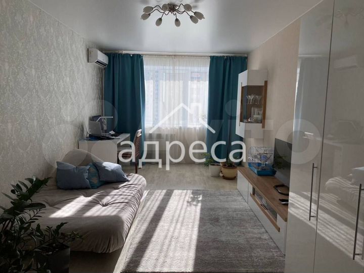 3-к. квартира, 93 м², 8/16 эт.