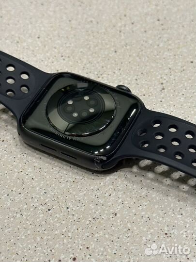 Apple Watch Series 6 44mm Nike