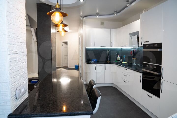 3-к. квартира, 91 м², 15/23 эт.