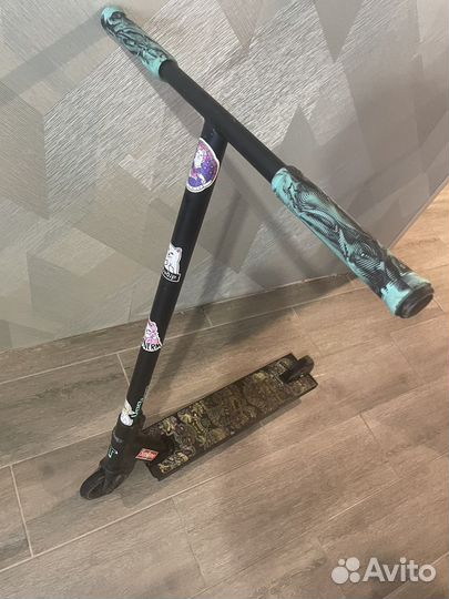 Трюковой самокат