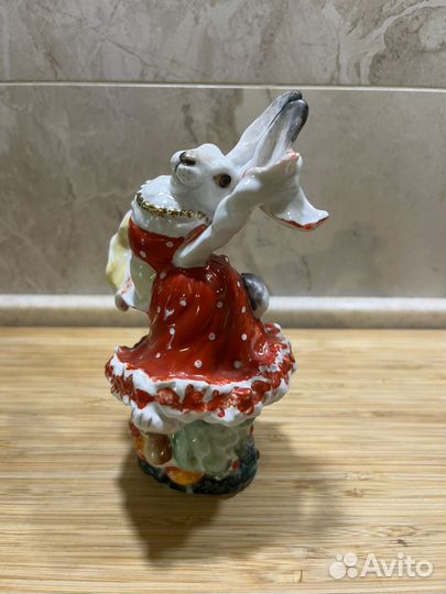 Фарфоровые статуэтки СССР Зайчиха Плясунья