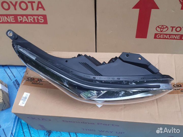 Киа Церато 4 фара правая 92102-M6100