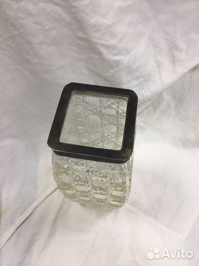 Антикварная хрустальная ваза Хлебников