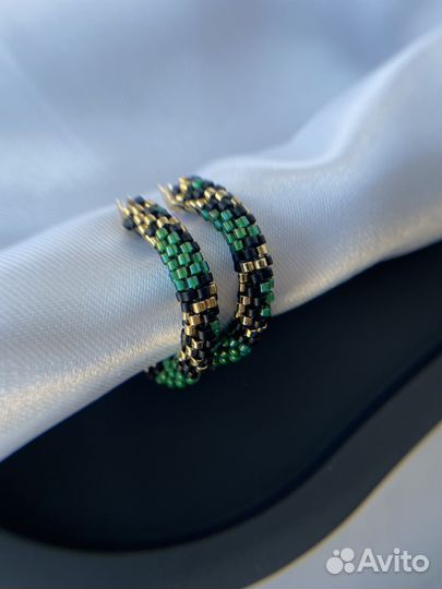 Серьги кольца конго из бисера