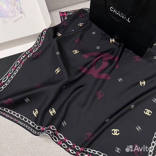 Платок женский шанель