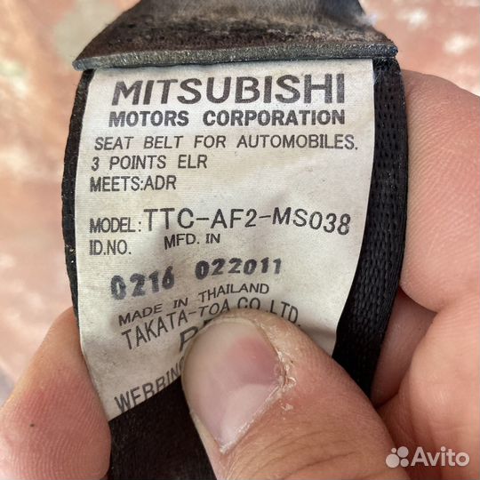 Ремни безопасности передний левый Mitsubishi L200