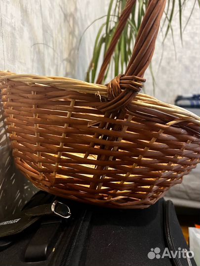 Корзина плетеная