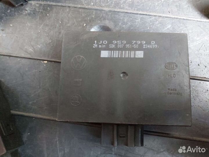 Блок комфорта для Volkswagen Golf 4 1C0962258D