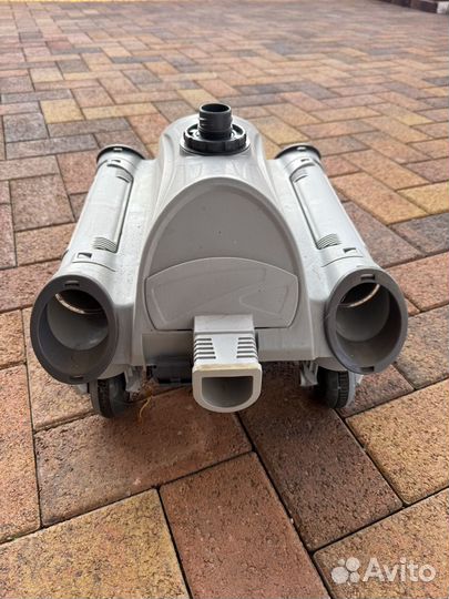 Робот для бассейна intex