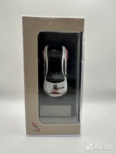 Коллекционная модель toyota gt86 pandem 1:64