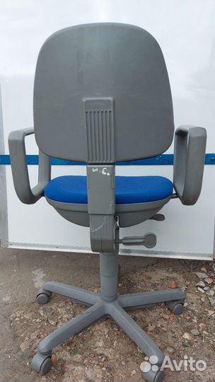 Компьютерное кресло б/у