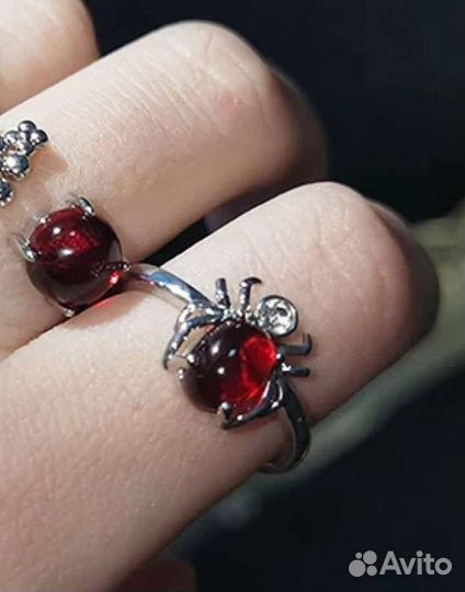 Кольцо Красный Паучок. Безразмерное. Новое